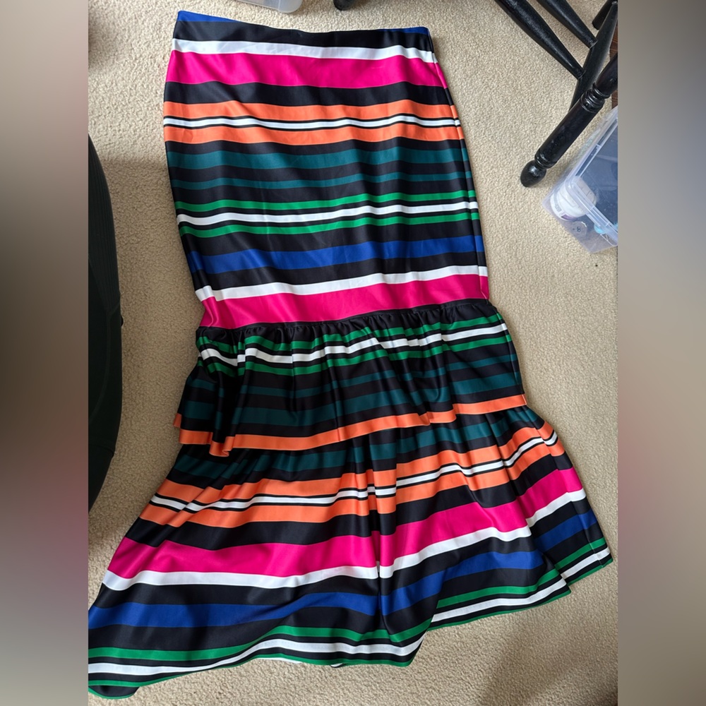 Super fun and stripey multi tier Eloquii skirt 20